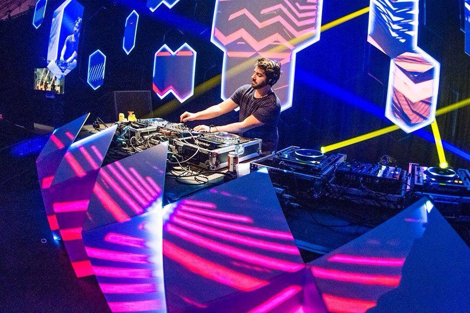 DJ nổi tiếng châu Âu biểu diễn tại Việt Nam