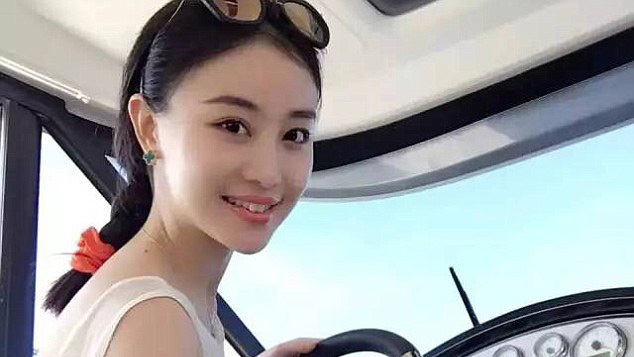 Đội ngũ giảng viên xinh như nữ thần của đại học TQ