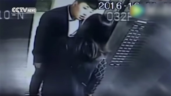 Bị đánh dã man sau lời đề nghị với người đàn ông lạ