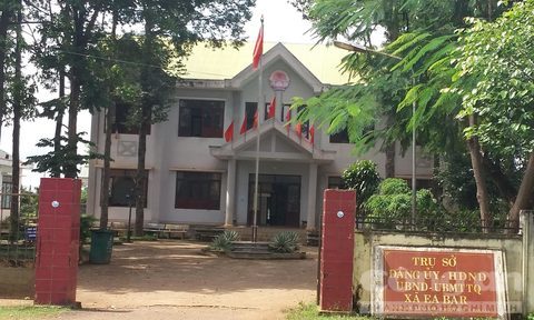 Bí thư xã Ea Bar: Chỉ tát 1 cái trúng miệng cấp dưới