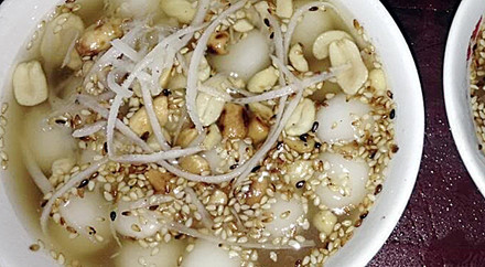 Ấm lòng bánh thắng dền Hà Giang