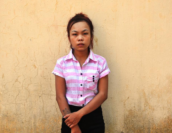 Quen qua zalo, rủ trai đẹp vào khách sạn cướp tài sản