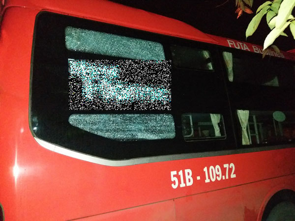 Xe khách Đà Lạt - Sài Gòn bị ném đá, hành khách hoảng loạn