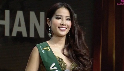 Nam Em hùng biện tại chung kết Miss Earth 2016