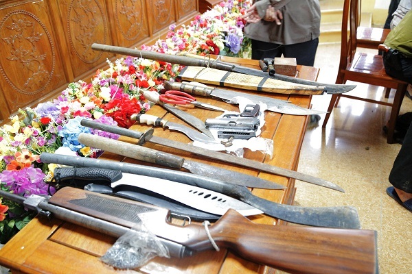 Triệt phá ổ bạc quy mô lớn, thu nhiều vũ khí nóng