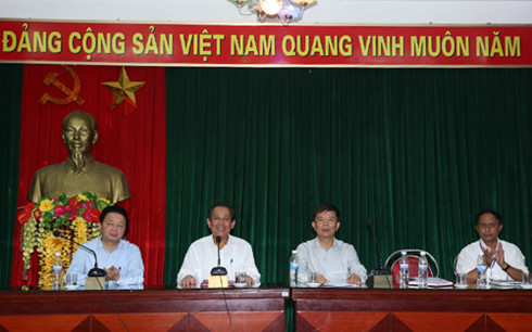 Phó Thủ tướng gặp ngư dân, giáo dân Quảng Bình