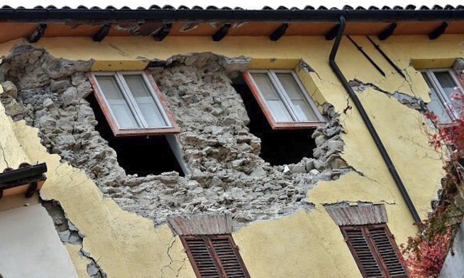 Động đất mạnh, Italy đổ nát như bị đánh bom