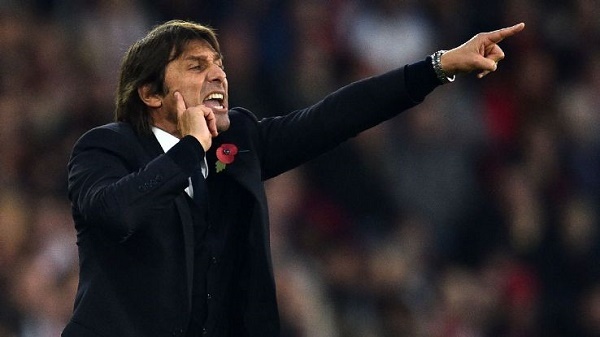 Chelsea oanh tạc Ngoại hạng Anh, Conte ban lệnh 