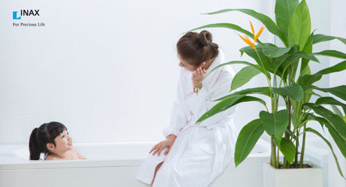 Lưu ý “sống còn” khi tắm cho trẻ vào mùa lạnh