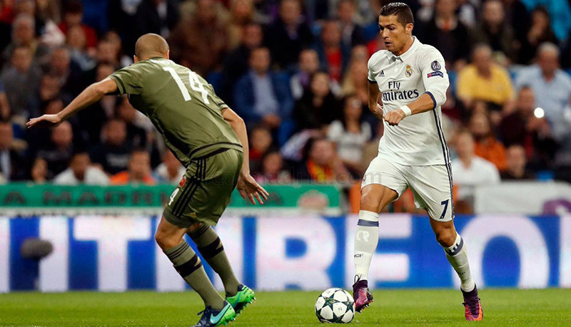 Ronaldo đặt cả châu Âu dưới chân mình