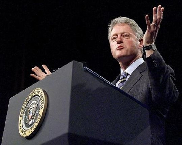 Bất ngờ công bố hồ sơ điều tra Bill Clinton