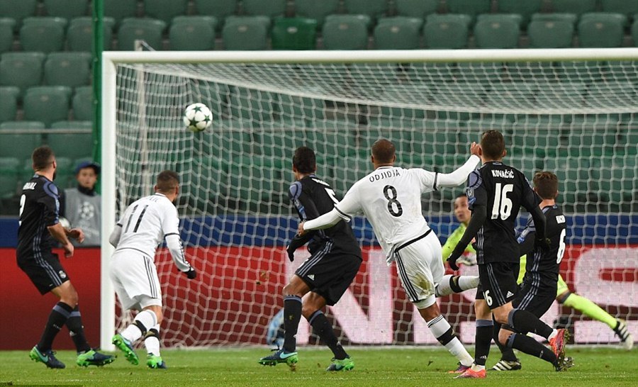 Video bàn thắng Legia 3-3 Real Madrid