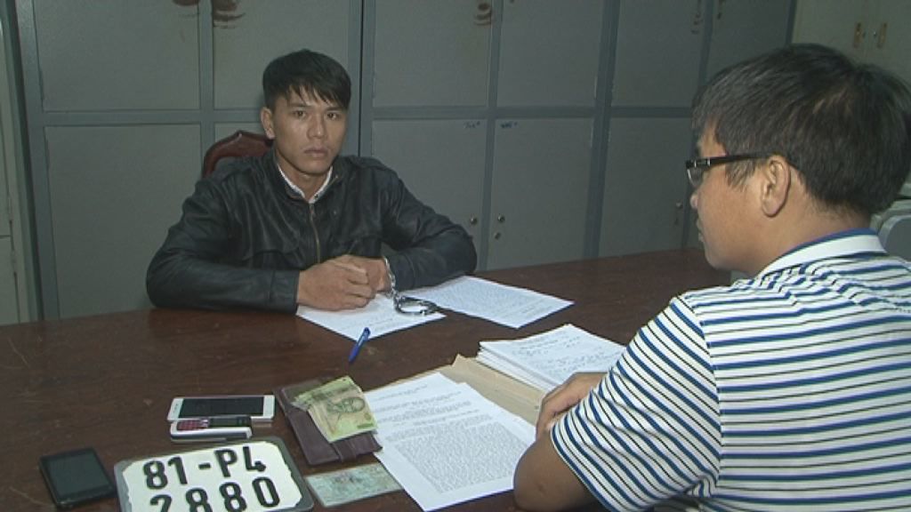 Đưa nữ tiếp viên karaoke vào nhà nghỉ rồi sát hại, cướp tài sản