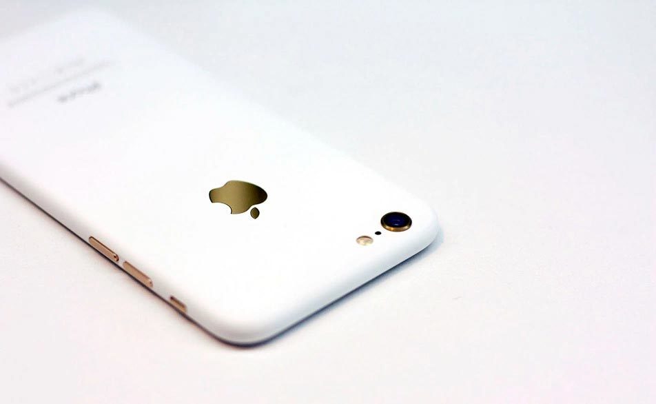 Apple sắp trình làng iPhone 7 và 7 Plus màu trắng?