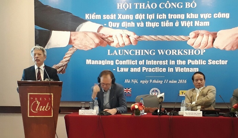 Có hiện tượng tuyển 10 nhưng gửi 100 con em?
