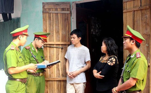 Chưa đăng ký kết hôn, ở chung có bị xử phạt?