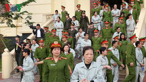 110 bị cáo tham gia sới bạc khủng ở Đông Triều lãnh án