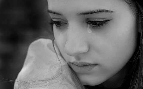 'Em tính lừa anh ấy hả? Có thai làm sao được'