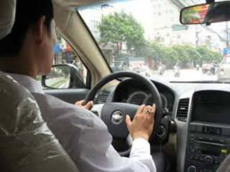 Mẹo lái xe an toàn ở Việt Nam