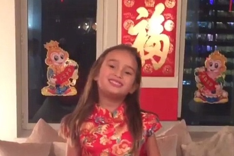 Cháu gái của Trump đọc thơ Trung Quốc