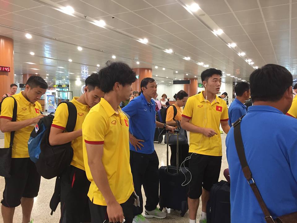 ĐT Việt Nam đổ bộ Yangon, bắt đầu hành trình chinh phục AFF Cup