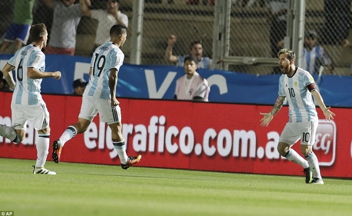 Video bàn thắng Argentina 3-0 Colombia