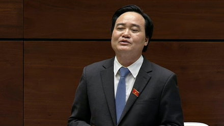 Cái chong chóng đang thử thách Bộ trưởng Nhạ