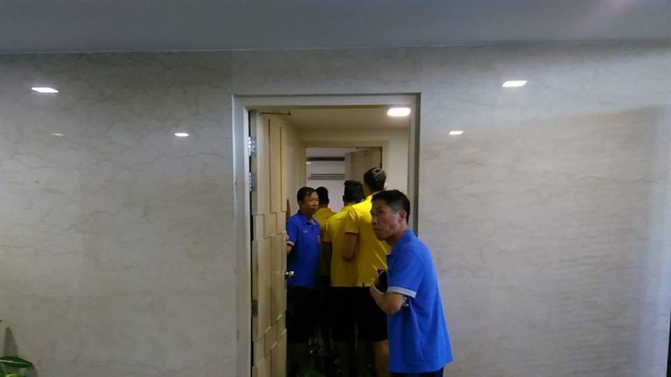 ĐTVN họp kín, tập kín, cấm “livestream”