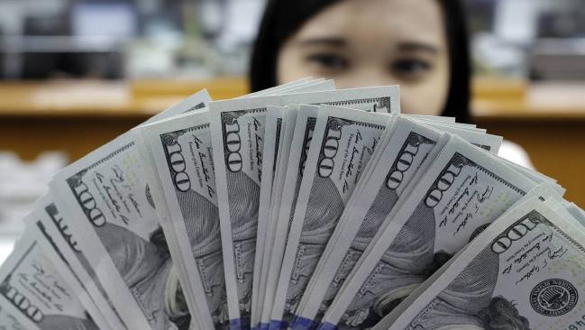 Tỷ giá ngoại tệ ngày 19/11: USD mạnh nhất trong 13 năm