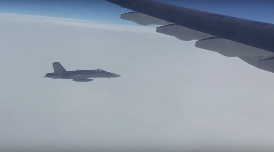 Máy bay của Putin bị chiến cơ Thụy Sĩ đuổi