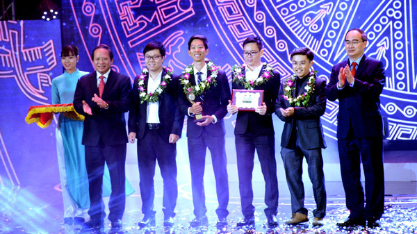 Nhân tài Đất Việt 2016: Tôn vinh 2 giải Nhất về CNTT