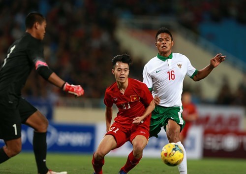 Việt Nam đấu Malaysia: Văn Toàn và Đình Đồng bất ngờ ra rìa