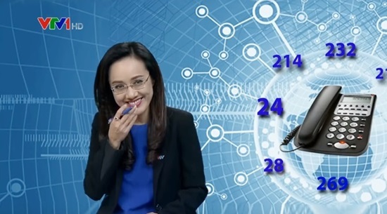 MC Hoài Anh nói gì về việc bật cười trên sóng truyền hình?
