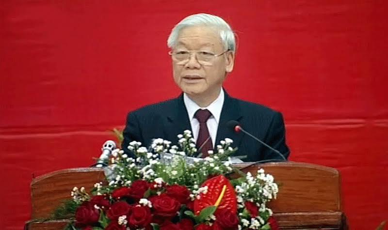 Việt-Lào: Hạt muối cắn đôi, cọng rau sẻ nửa