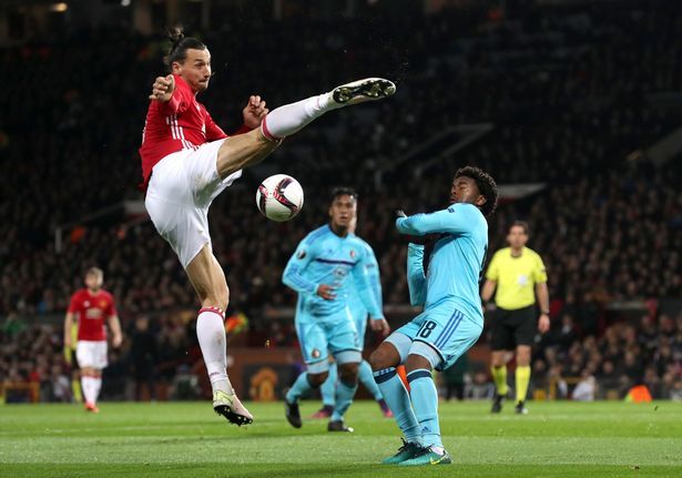 Ibrahimovic cao giọng cảnh báo các hảo thủ MU