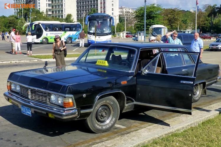 Limousine của ông Fidel Castro “tái sinh” thành taxi tại Cuba