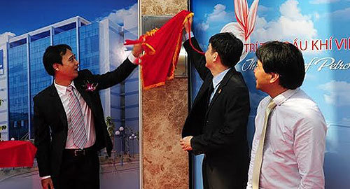 Đưa vào sử dụng Trung tâm phân tích Thí nghiệm Dầu khí