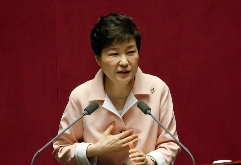 Tổng thống Hàn Quốc từ chối thẩm vấn trực tiếp