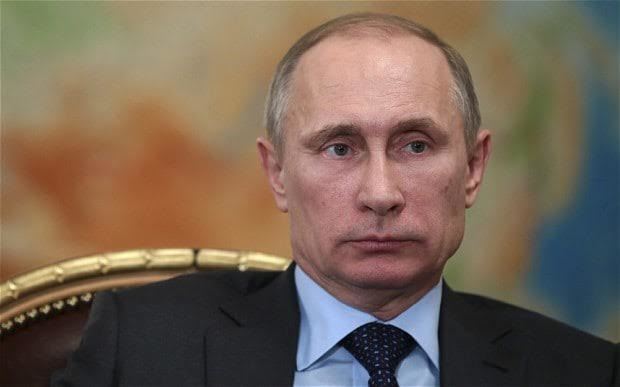 Putin sa thải 4 quan chức chạy bằng cấp