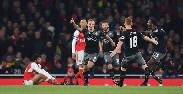 Video bàn thắng Arsenal 0-2 Southampton