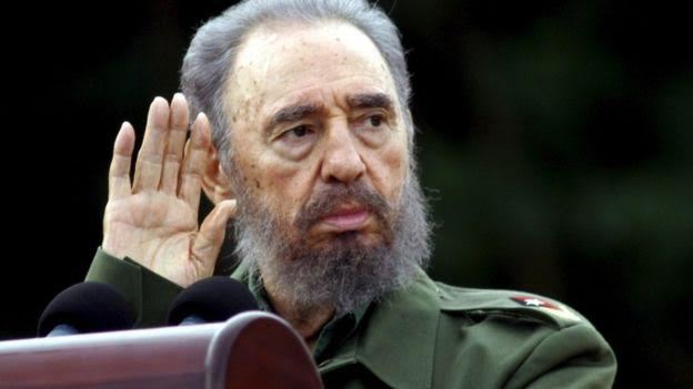 Người dân Cuba tiễn lãnh tụ Fidel Castro về nơi an nghỉ cuối cùng