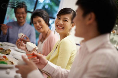 Mẹ vợ ngã ngửa vì món quà Tết của con rể phó giám đốc