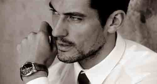 Đàn ông đeo đồng hồ thường dễ thành công