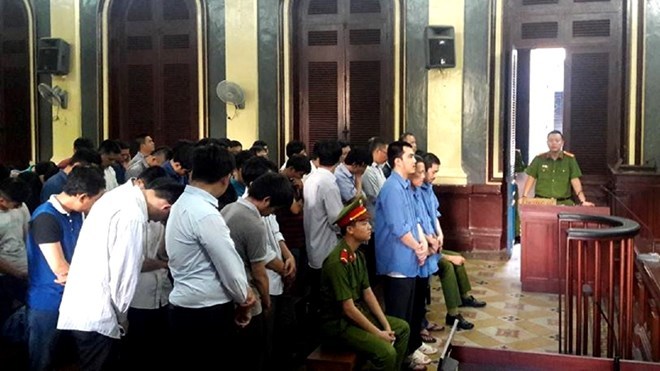 Thu lợi hơn 4 tỷ, “ông trùm” đường dây đánh bạc lĩnh 4 năm tù