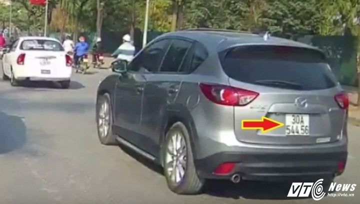 Có thể xử lý kẻ lái xe Mazda 30A-544.56 đâm người rồi bỏ chạy tội ‘Giết người’