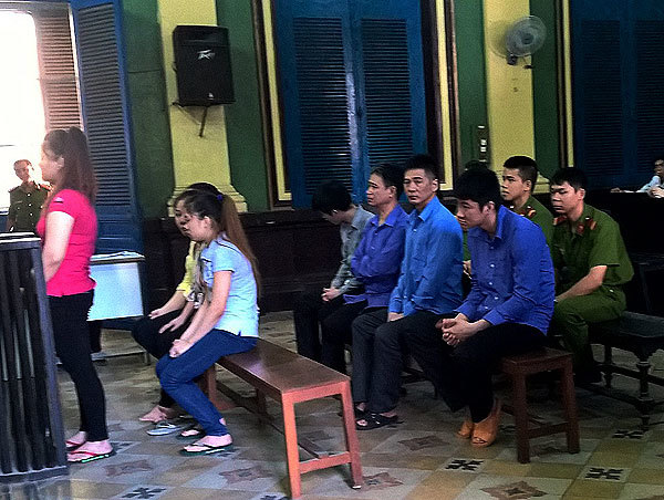 Màn “móc túi” khách Tây của gái mại dâm Sài Gòn