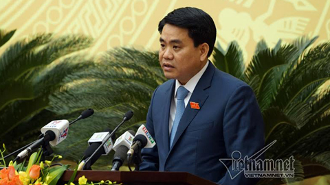 Chủ tịch HN nói lại việc tốn trăm tỷ chưa hút bùn Hồ Tây
