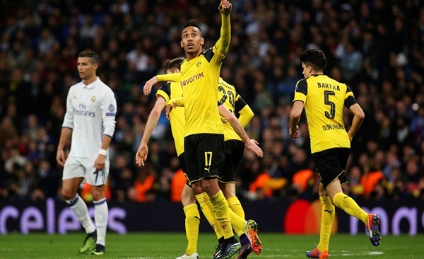 Dẫn trước 2 bàn, Real vẫn bị Dortmund cưa điểm