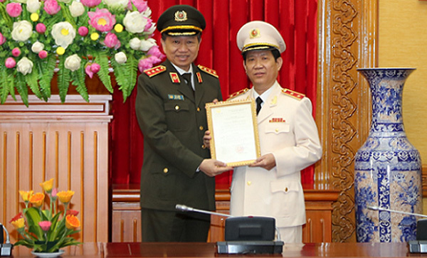 Thứ trưởng Công an Nguyễn Văn Sơn được thăng hàm Trung tướng
