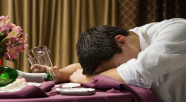 Có thuốc nào giúp uống rượu không bị say?